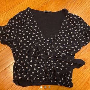 Brandy Melville wrap top. Great condition!